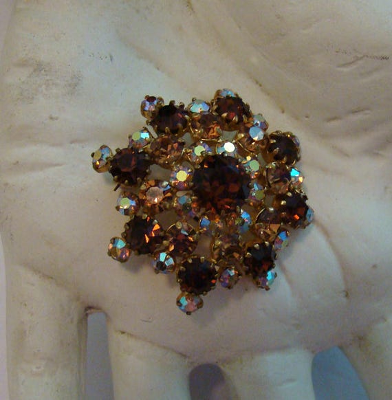 Vintage Austrian crystal brooch, Amber colored br… - image 10