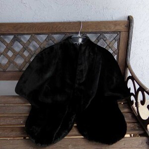 Faux Fur shawl. Faux fur stole, Black faux fur shawl wrap, Faux mink stole, black faux fur shawl, Size L-XL image 7