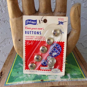 Prims Cover-your-own buttons, cover your button kit, vintage buttons, button cover kit