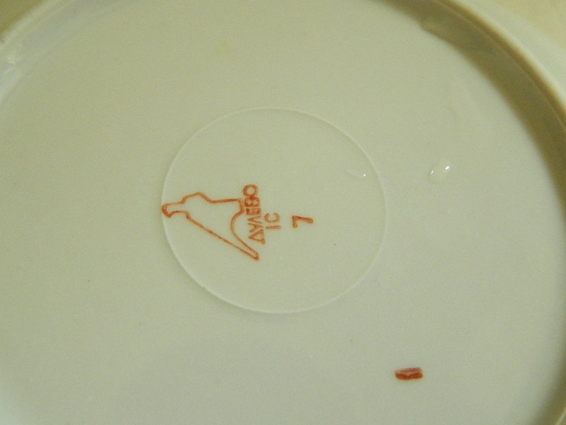- Soviet Porcelain Kids Porcelan Soup Plate with Two Circus Bear USSR Ceramic Childrens plate made in Dulevo