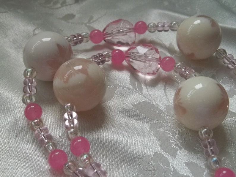 Pink and White Beaded Floral Flower Acrylic Jewellery Set 24 24 inch Necklace Earrings #S001