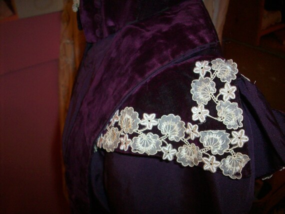 Antique silk velvet top bodice Victorian silk fai… - image 6