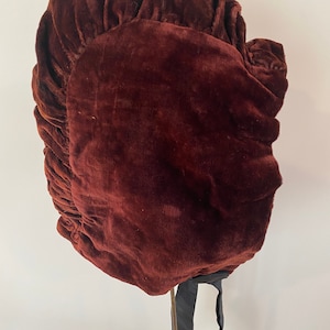 Antique 1880s or so hat silk velvet