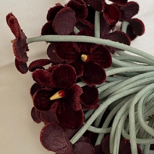violetas de seda y terciopelo antiguo