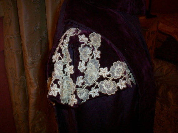 Antique silk velvet top bodice Victorian silk fai… - image 4