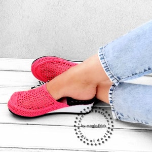 CROCHET PATTERN- SUMMER clogs on flip-flop wedges,all women sizes,adult sizes,girl,young,outdoor shoes,footwear,closed toe,slippers,boots
