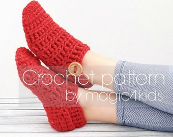 Crochet pattern : easy slippers for women,all women sizes,adult,quick project,Xmas gift,easy,socks,girl,bulky yarn,loafers,buttons