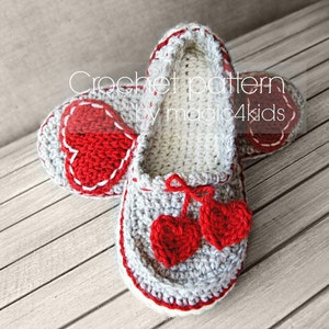 Crochet pattern women slippers,loafers,home shoes,for women,girls,adults,medium thickness yarn,feminine look,soles pattern included,heart image 4