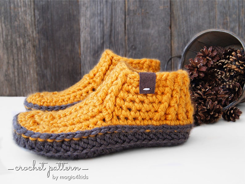 CROCHET PATTERN DAKOTA casual unisex slippers,kids,adults,boys,girls,women,men,winter,loafers,footwear,house shoes,super bulky,moccasins image 1