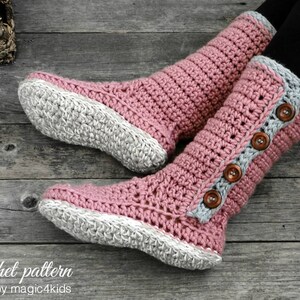 Crochet pattern women buttoned slipper-boots with additional outsoles,winter,boots,adult sizes,loafers,footwear,house,shoes,bulky yarn image 5