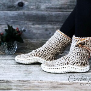 Crochet pattern women adjustable slipper-boots with optional extra outsoles,winter,adult sizes,loafers,footwear,house,bulky yarn,buttons image 3