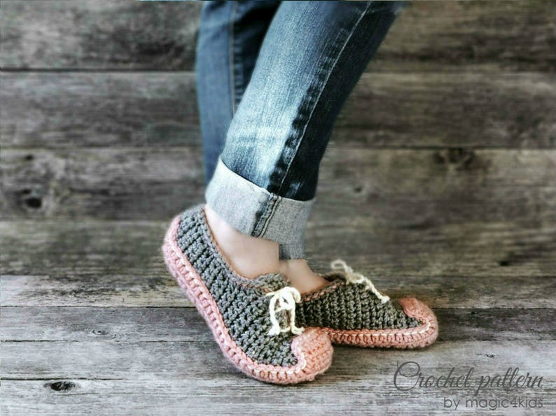 Crochet pattern women sneakers,slippers,loafers,footwear,house,bulky yarn,quick diy image 4