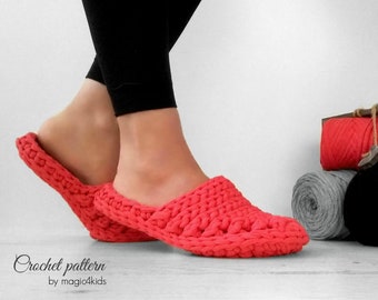 Crochet pattern- women T-shirt yarn clogs,slippers,slip ons,shoes,loafers,scuffs,adult,t-shirt yarn,spaghetti yarn,girl,footwear,knit-look