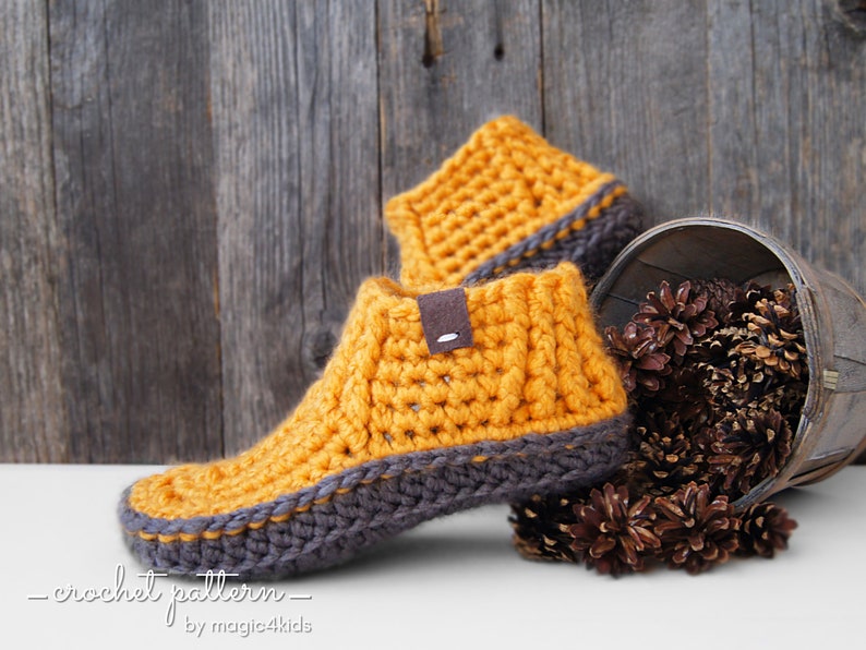 CROCHET PATTERN DAKOTA casual unisex slippers,kids,adults,boys,girls,women,men,winter,loafers,footwear,house shoes,super bulky,moccasins image 2