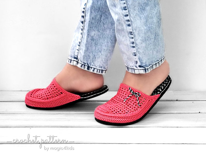 CROCHET PATTERN SUMMER clogs on flip-flop flat soles,women sizes,adult,girl,young,outdoor shoes,footwear,closed toe,slippers,boots,flats image 3