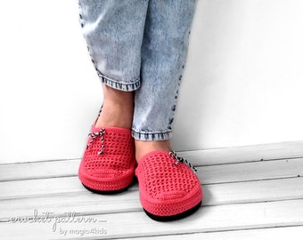 CROCHET PATTERN- SUMMER sabots sur tongs semelles plates, tailles femmes, adulte, fille, jeune, chaussures de plein air, chaussures, bout fermé, pantoufles, bottes, chaussures plates