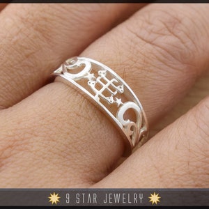 The "Divine Wisdom" Sterling Silver Baha’i Ringstone Symbol Ring - Sizes 4 to 10.5