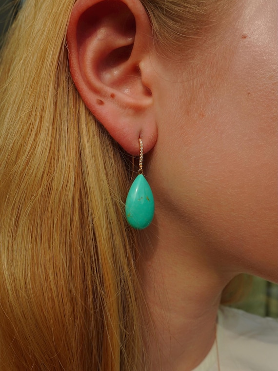 The Agnes Earrings with Flourite.