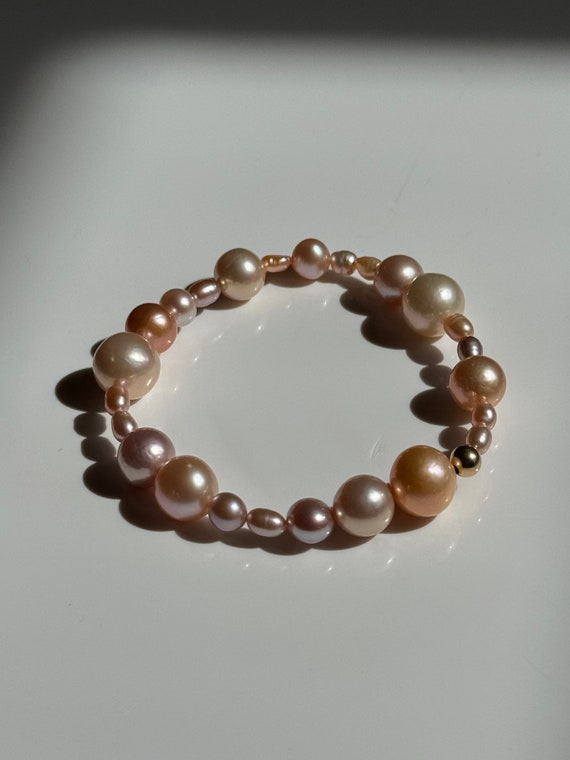 The Jane Bracelet Sunset Pearl