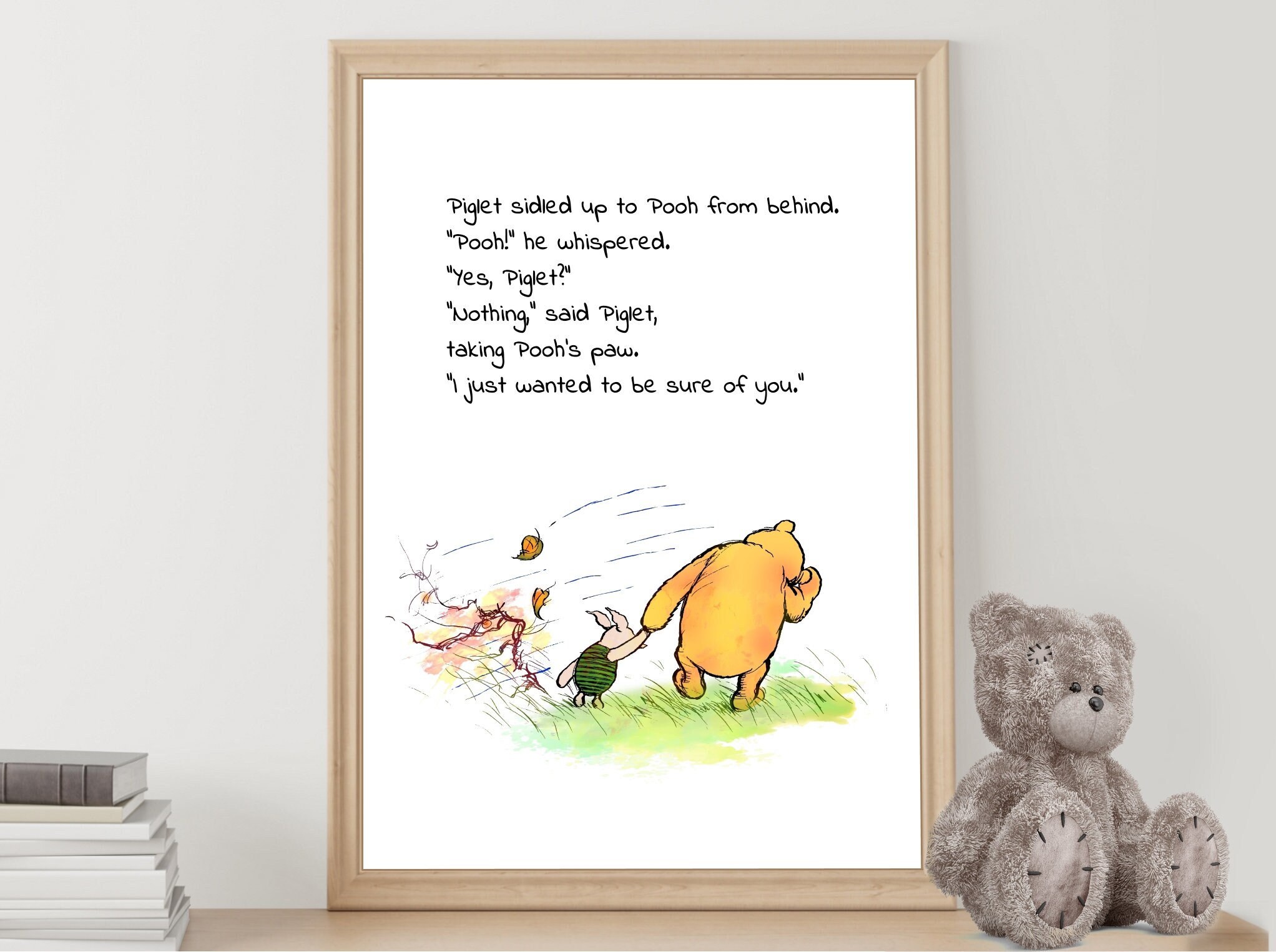 Piglet se acercó sigilosamente a Pooh por detrás. ¡Pooh! susurró. ¿Sí,  Piglet?... Winnie the Pooh Quote Color Poster Kids Decor Descarga digital, image size:2044x1525