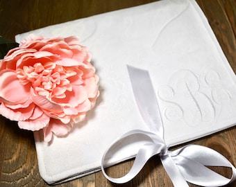 Personalized Lingerie Bag, Bride Keepsake, , Underwear pouch, Bra holder, Travel Bag, Personalized Bride gift, Custom Embroidered, Wedding