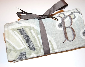 Personalized Birthday gift for her, Embroidered, Quilted, Cotton Jewelry Roll, Bridesmaid Gift