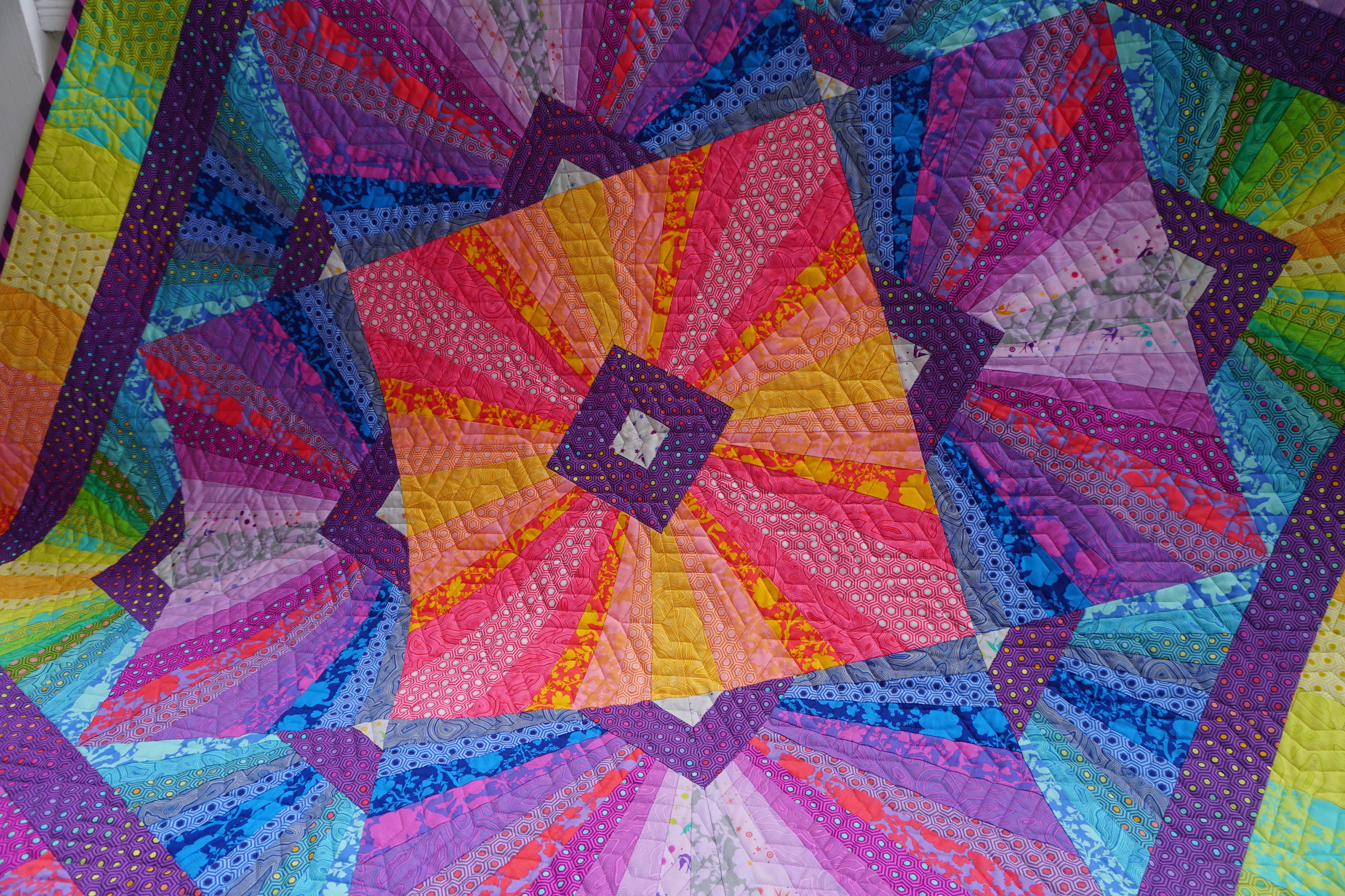 Solar Flare Quilt Kit Quilting Is My Therapy The Midnight Quilt Show