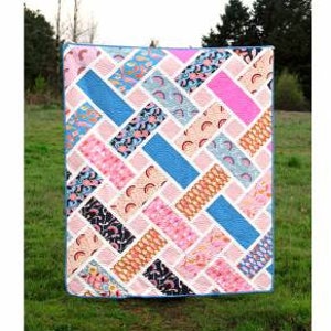 The Tessa Quilt Pattern by Erica Jackman of Kitchen Table Quilting