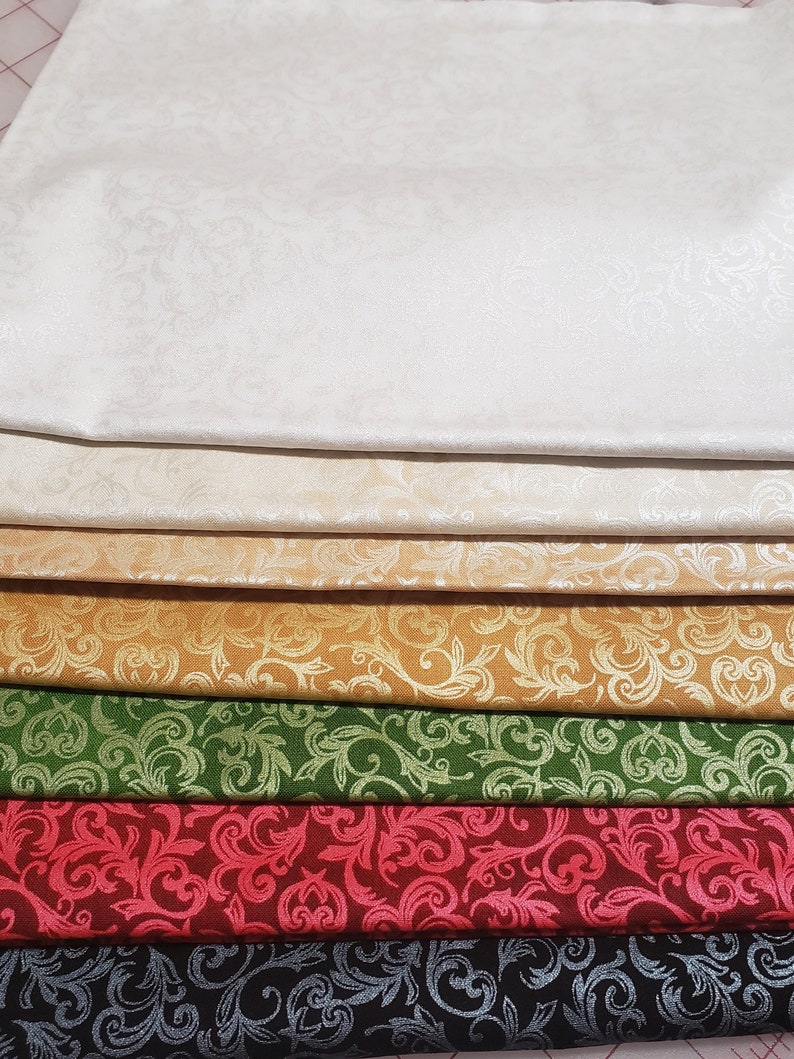Yuletide Essence Quilt Kit using Pearl Essence Scroll by Maywood Studios