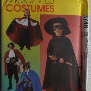 Men&#39;s Pirate, Masked Avenger, Swashbuckler, and Vampire in Sizes Small to XL Complete Uncut/FF McCall&#39;s Sewing Pattern 3746 Costumes