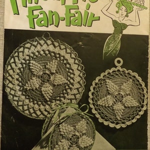 Vintage 1950-tals Pineapple Fan-Fair The Spool Cotton Co. Boknummer 266 Heminredning 15 sidor Heminredning Löpare, Dukar och Dukar