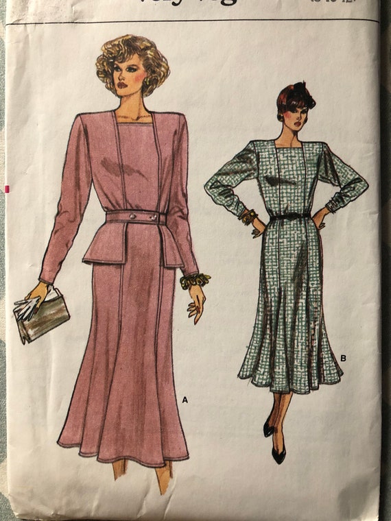 Fitted and Flared Dress, Shoulder Pads in Sizes 8-10-12 Complete Uncut/FF Vintage 80s Vogue Sewing Pattern 9670