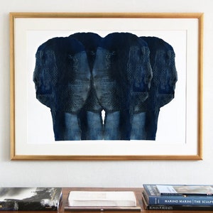 Minimalistische tiefblaue Silhouetten, großer abstrakter Druck von Original, moderner indigoblauer Kunstmalerei für Wohnzimmer