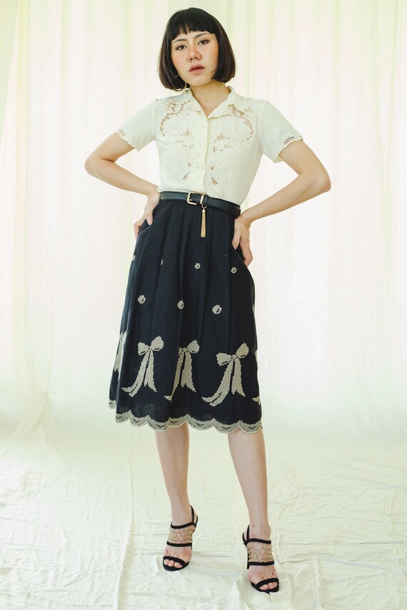 Blouse | Silk Broderie Anglaise | Vintage 1980s