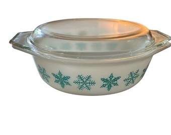 Vintage Pyrex Casserole, Turquoise Scroll 443, With Lid Stand, 1950s ...