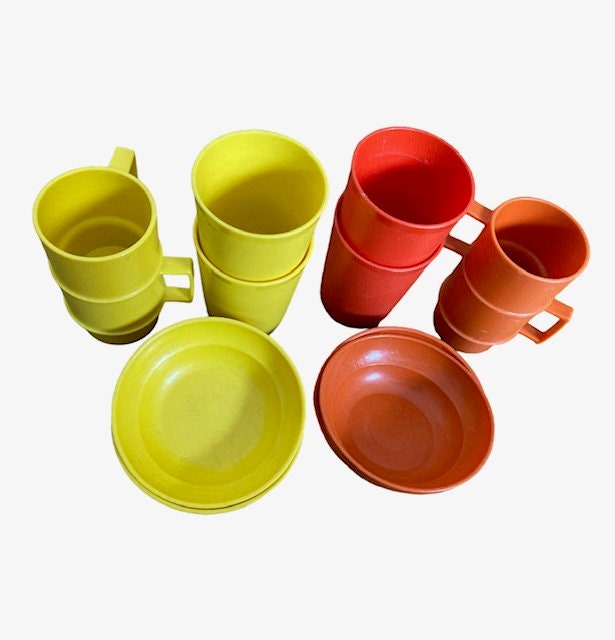 Lot De 4 Mugs Tupperware Allegra Illumina – Blanc Et Violet – Avec Couvercles Et Cuillères