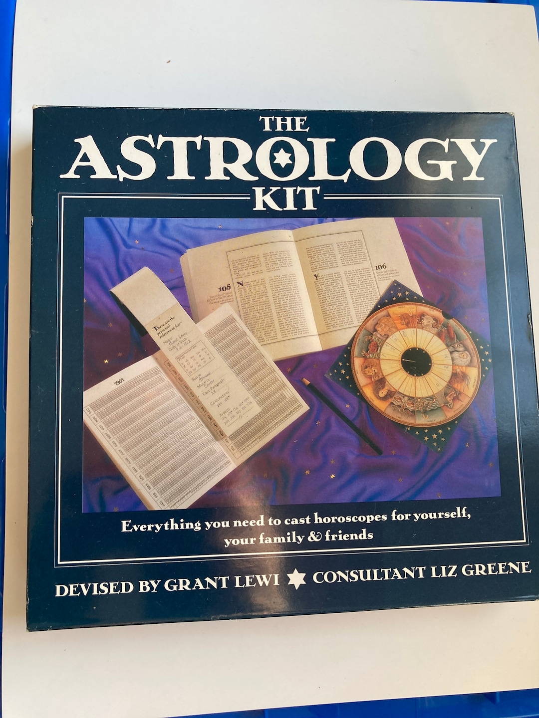 The Astrology Kit, Everything You Need ,to Cast Horoscopes for Yourself