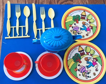 Vintage Ohio Art Tin Litho Dish Set 1970s jack and Jill
