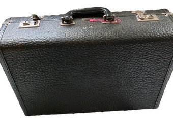 VINTAGE RARE Eveleigh Luggage Black Alligator Look , Canada 1950ss , Monogrammed, Warranted Leather
