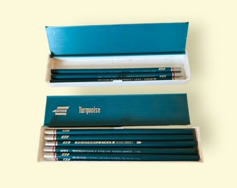 Vintage, HB , 2h,3h, Lead , Lead Pencils , plastic boxes , Eagle Brand Pencils, Canada, Eagle Turquoise , Pencils