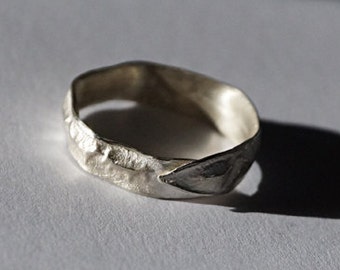 Wedding ring Friendship ring exceptionally individual Sterling goldsmith's art ring like plant wrapped matt authentic