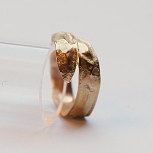 Gold ring individually extraordinary Goldsmith's art ring like plant