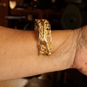 Silver bangle with partial gilding and interesting wild structures image 9