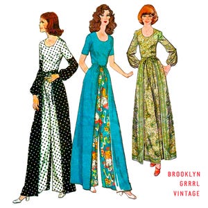 Puede incluir: Tres patrones de costura vintage para vestidos de mujer. Los patrones presentan vestidos largos y fluidos con diferentes estampados y estilos. Los patrones son de Brooklyn Grrr Vintage.