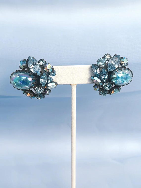 60’s Rhinestone Clip on Earrings