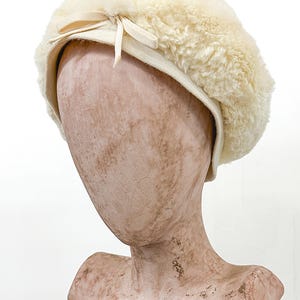 1960s White Fur Beret, Vintage Fur Hat, Winter Hat