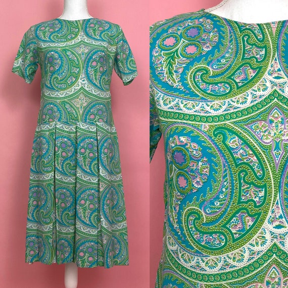 60s Mod Vintage Dress with Paisley Print, 1960 Mod