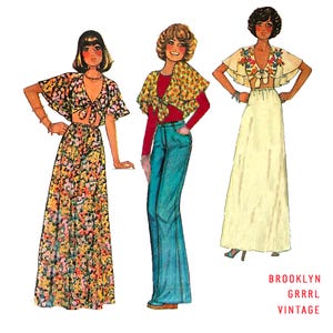Op de afbeelding: Drie verschillende stijlen van vintage kledingpatronen uit de jaren 1970. Het eerste patroon heeft een maxi-rok met bloemenprint en een getailleerd topje met een strik aan de voorkant. Het tweede patroon heeft een wijde jeans en een getailleerd topje met een strik aan de voorkant. Het derde patroon heeft een lange witte rok en een getailleerd topje met een strik aan de voorkant.