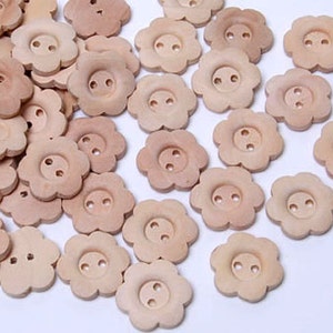 30 pcs 20mm Natural Wooden Carved Flower Shape Wood Buttons Sewing Art Craft Scrapbook WB012