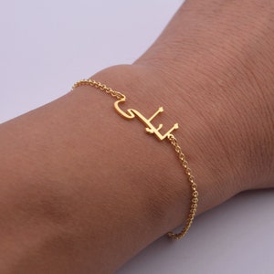 Pulsera personalizada con nombre árabe, pulsera personalizada con nombre en oro de 18 quilates, pulsera con nombre en caligrafía árabe, regalo islámico, regalo de Eid, regalo de Navidad.